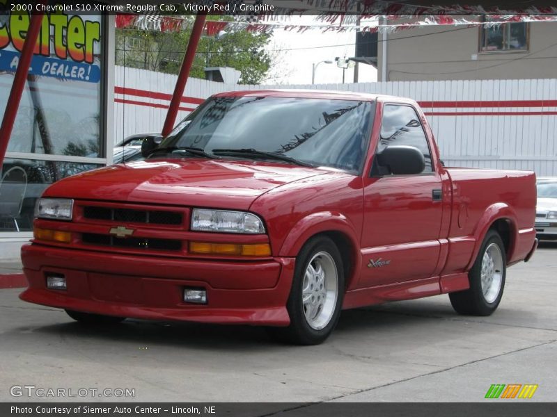 Victory Red / Graphite 2000 Chevrolet S10 Xtreme Regular Cab