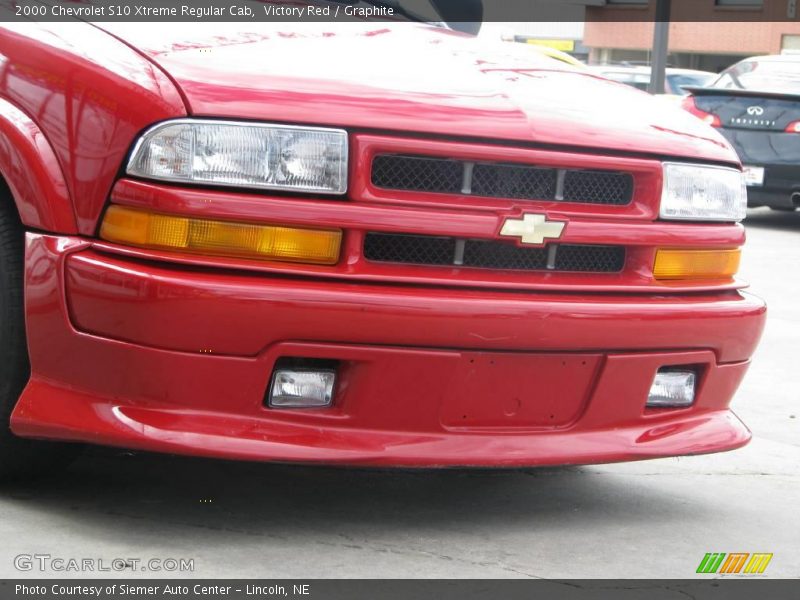Victory Red / Graphite 2000 Chevrolet S10 Xtreme Regular Cab