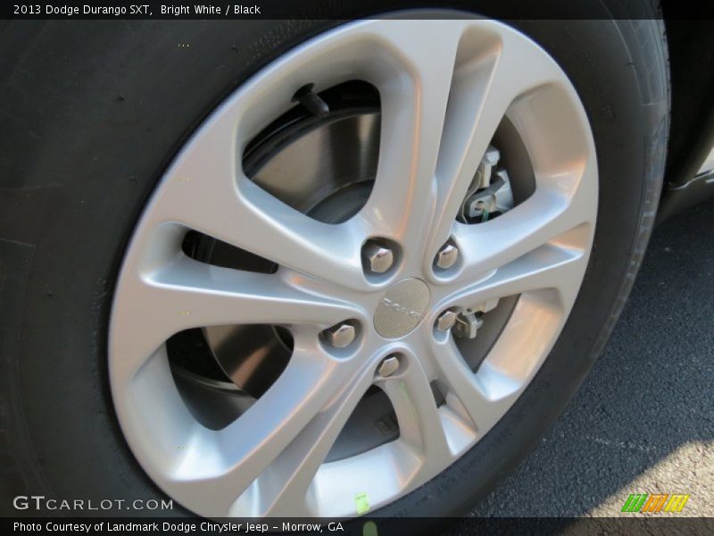 Bright White / Black 2013 Dodge Durango SXT