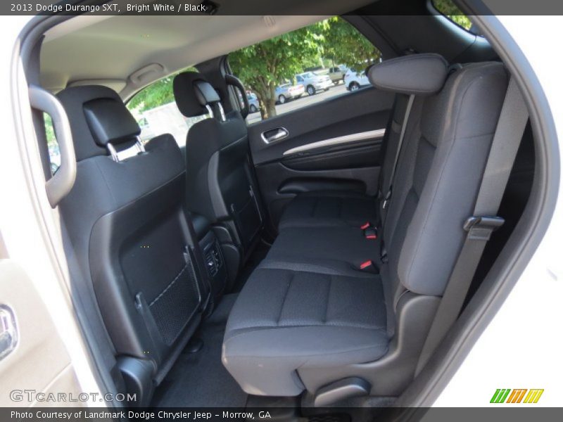 Bright White / Black 2013 Dodge Durango SXT