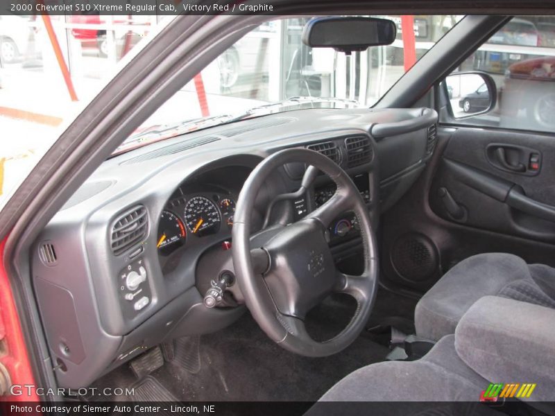 Victory Red / Graphite 2000 Chevrolet S10 Xtreme Regular Cab