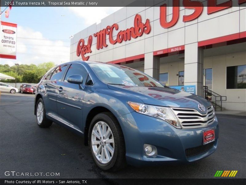 Tropical Sea Metallic / Ivory 2011 Toyota Venza I4