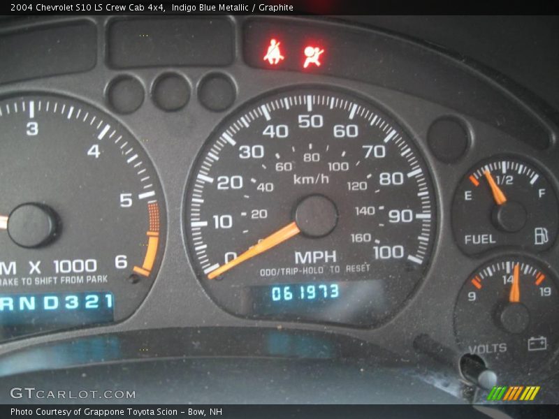 Indigo Blue Metallic / Graphite 2004 Chevrolet S10 LS Crew Cab 4x4