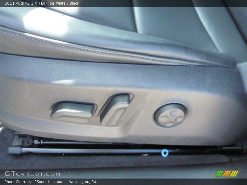 Ibis White / Black 2011 Audi A3 2.0 TDI