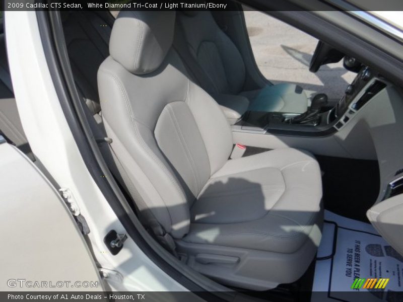 White Diamond Tri-Coat / Light Titanium/Ebony 2009 Cadillac CTS Sedan