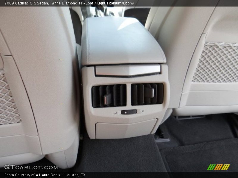 White Diamond Tri-Coat / Light Titanium/Ebony 2009 Cadillac CTS Sedan