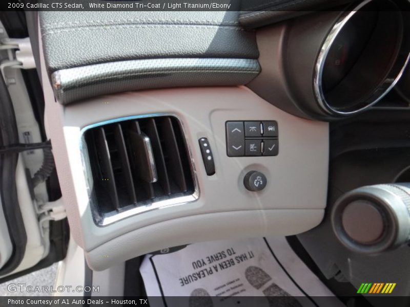 White Diamond Tri-Coat / Light Titanium/Ebony 2009 Cadillac CTS Sedan