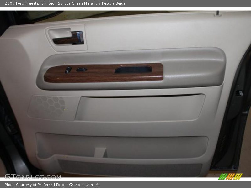 Spruce Green Metallic / Pebble Beige 2005 Ford Freestar Limited