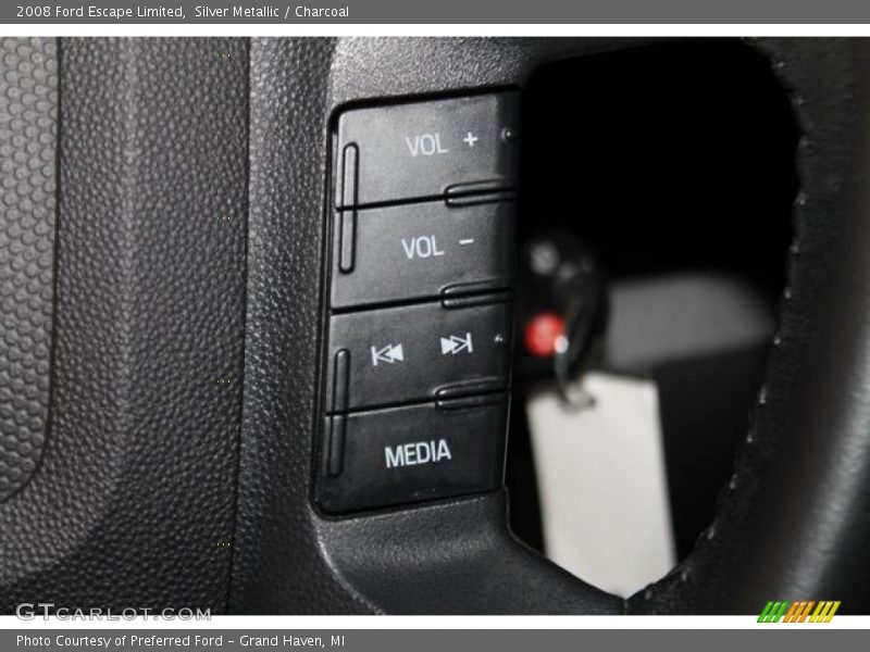 Silver Metallic / Charcoal 2008 Ford Escape Limited