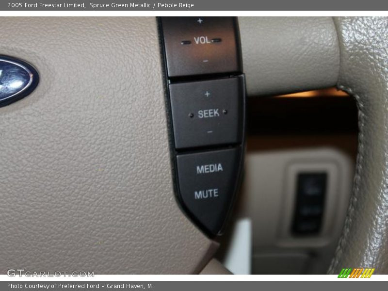 Spruce Green Metallic / Pebble Beige 2005 Ford Freestar Limited