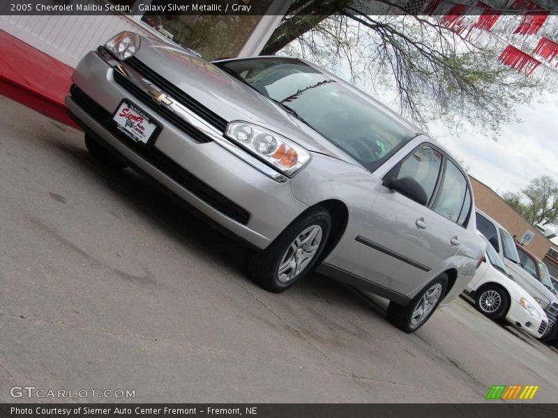 Galaxy Silver Metallic / Gray 2005 Chevrolet Malibu Sedan