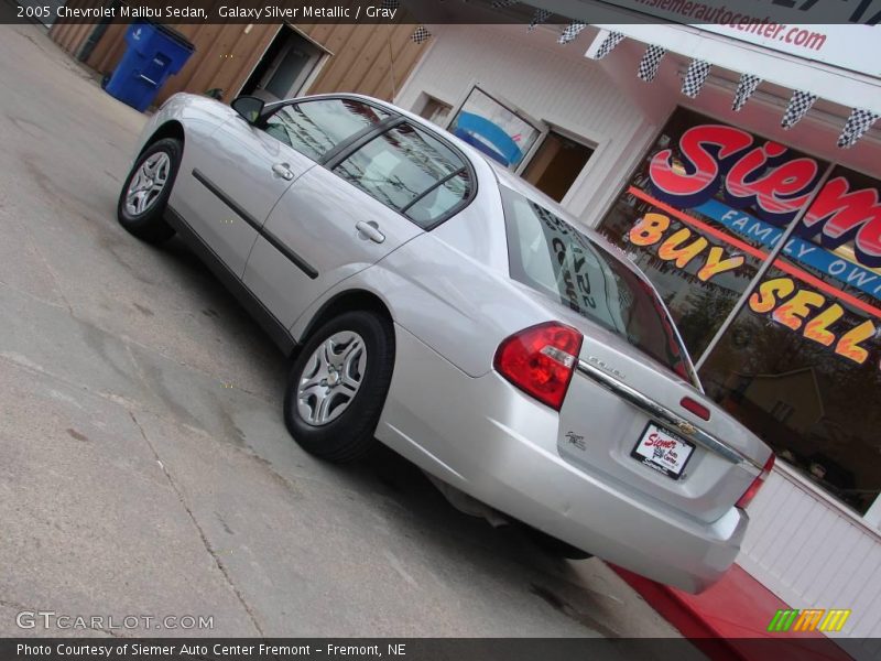 Galaxy Silver Metallic / Gray 2005 Chevrolet Malibu Sedan