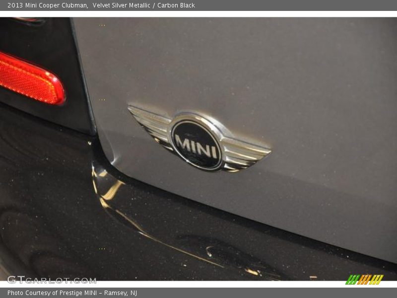 Velvet Silver Metallic / Carbon Black 2013 Mini Cooper Clubman