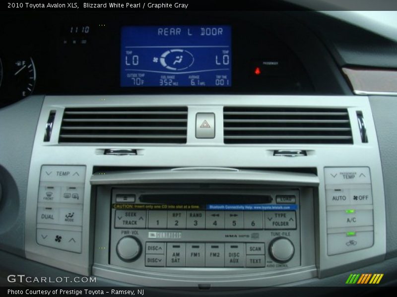 Blizzard White Pearl / Graphite Gray 2010 Toyota Avalon XLS