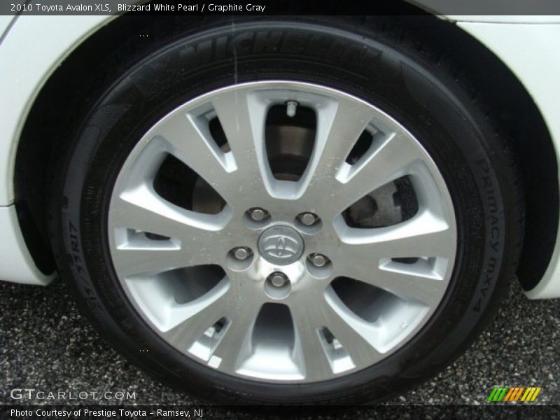 Blizzard White Pearl / Graphite Gray 2010 Toyota Avalon XLS
