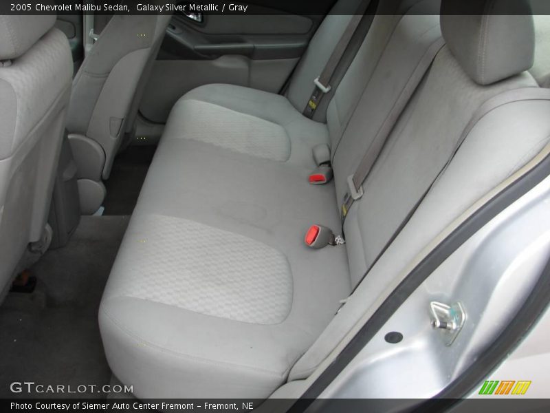 Galaxy Silver Metallic / Gray 2005 Chevrolet Malibu Sedan