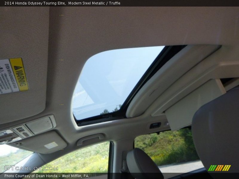 Modern Steel Metallic / Truffle 2014 Honda Odyssey Touring Elite