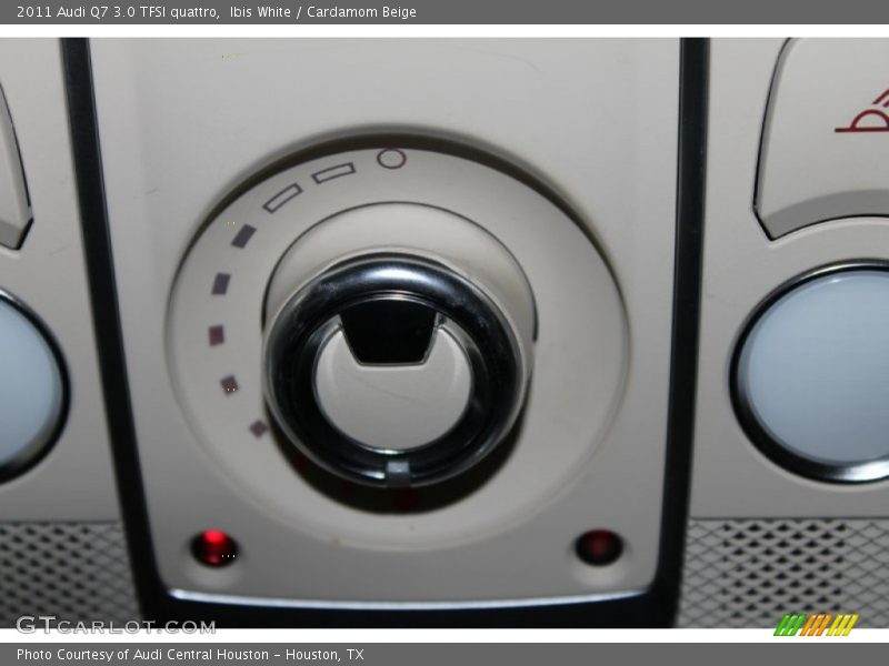 Ibis White / Cardamom Beige 2011 Audi Q7 3.0 TFSI quattro