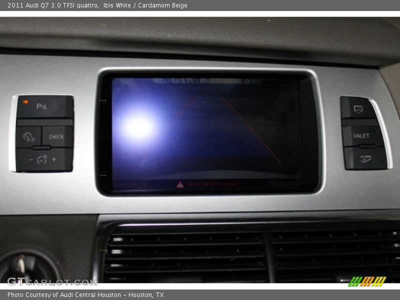 Ibis White / Cardamom Beige 2011 Audi Q7 3.0 TFSI quattro