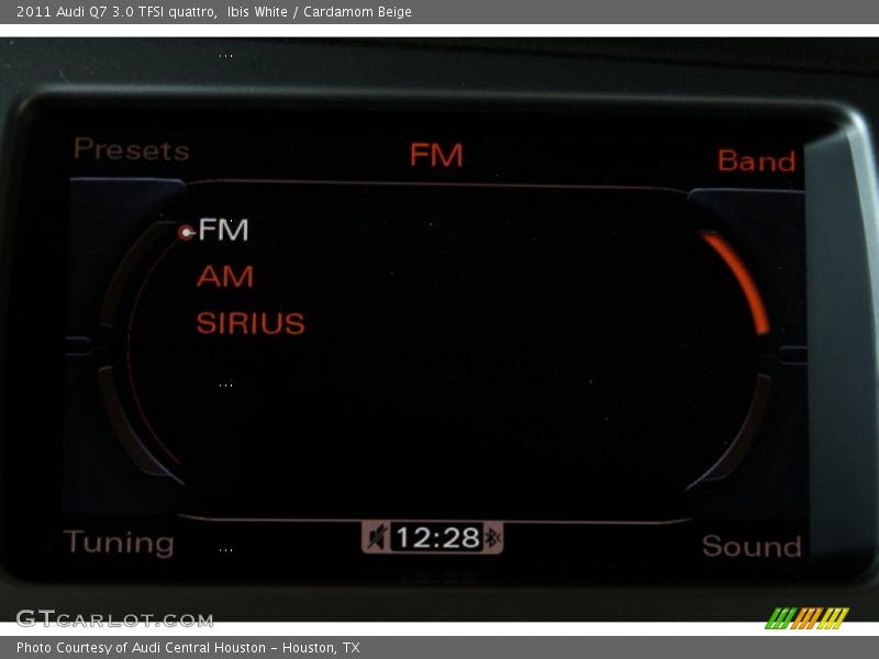 Ibis White / Cardamom Beige 2011 Audi Q7 3.0 TFSI quattro