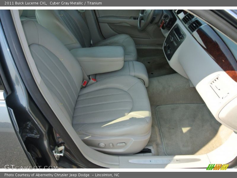 Cyber Gray Metallic / Titanium 2011 Buick Lucerne CXL