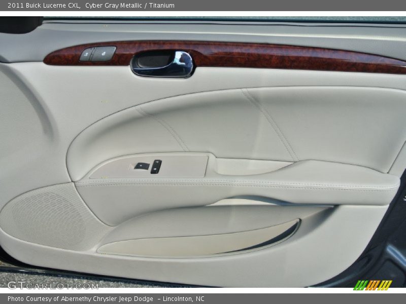 Cyber Gray Metallic / Titanium 2011 Buick Lucerne CXL