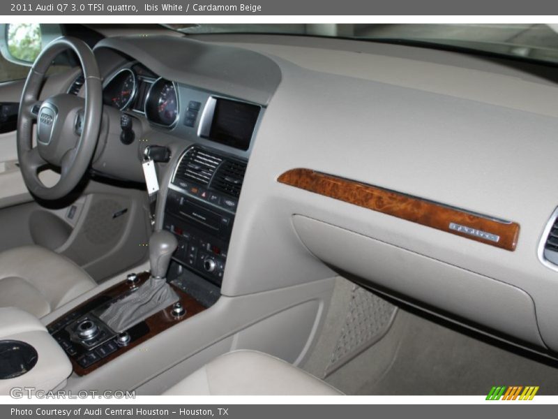 Ibis White / Cardamom Beige 2011 Audi Q7 3.0 TFSI quattro