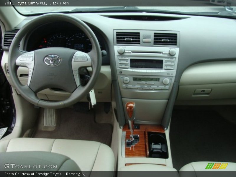 Black / Ash 2011 Toyota Camry XLE