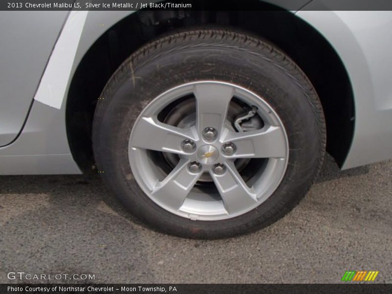 Silver Ice Metallic / Jet Black/Titanium 2013 Chevrolet Malibu LS