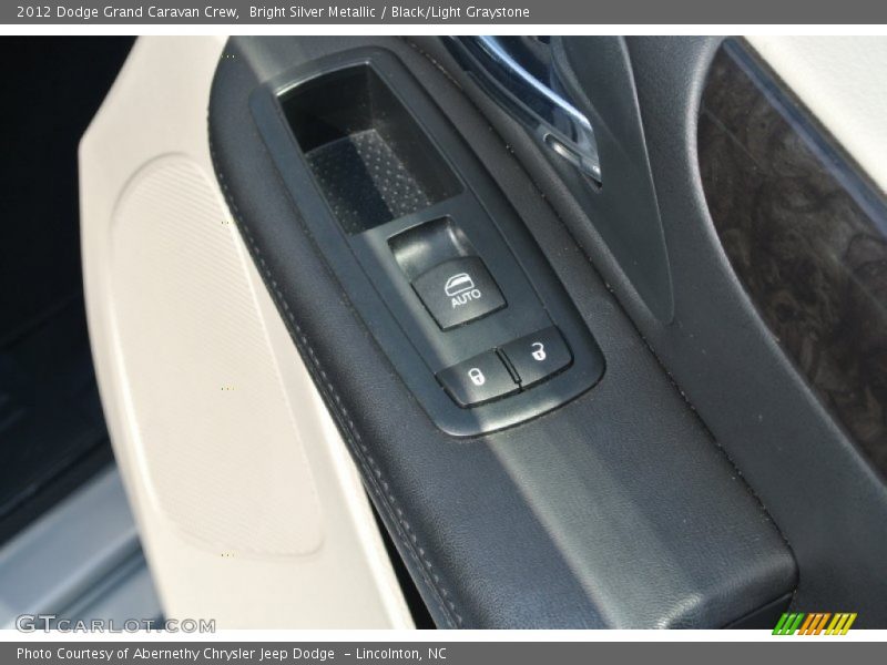 Bright Silver Metallic / Black/Light Graystone 2012 Dodge Grand Caravan Crew