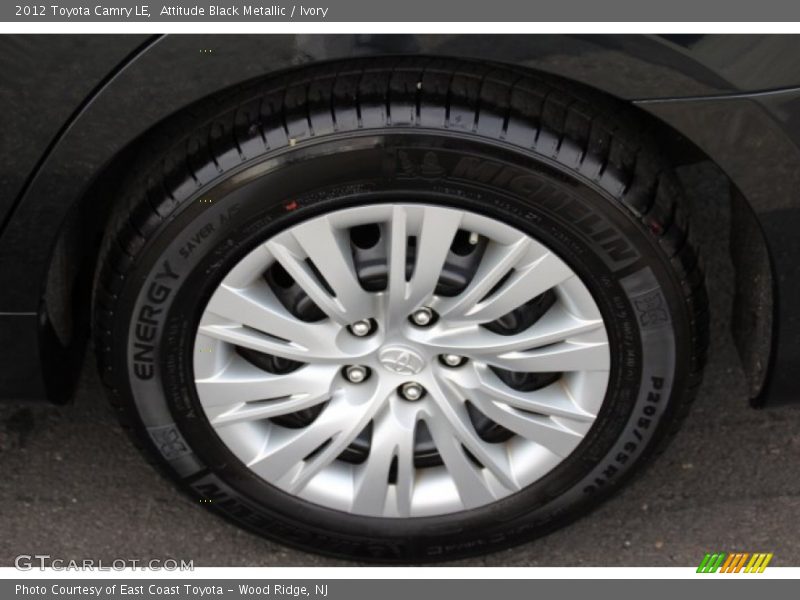 Attitude Black Metallic / Ivory 2012 Toyota Camry LE