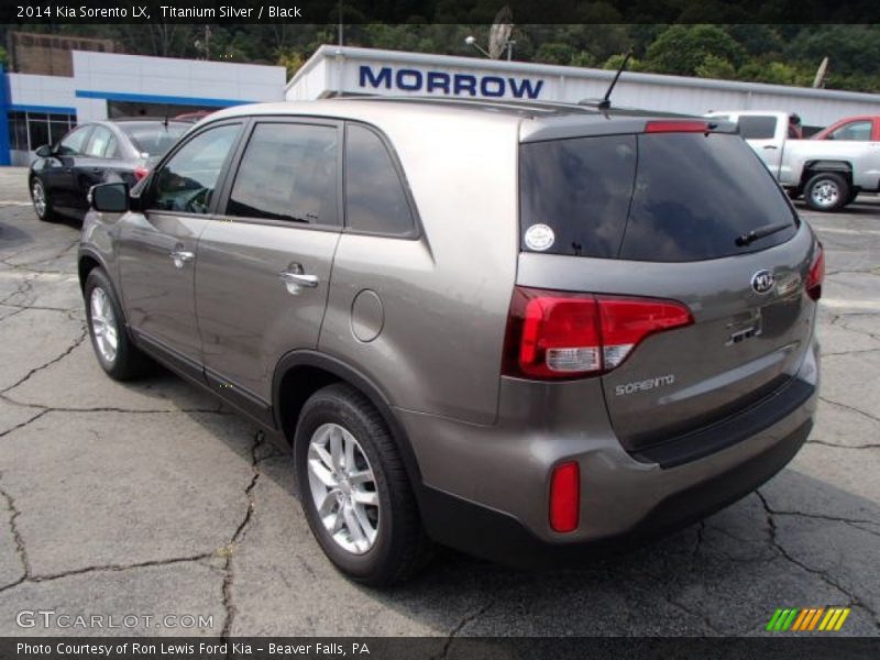 Titanium Silver / Black 2014 Kia Sorento LX
