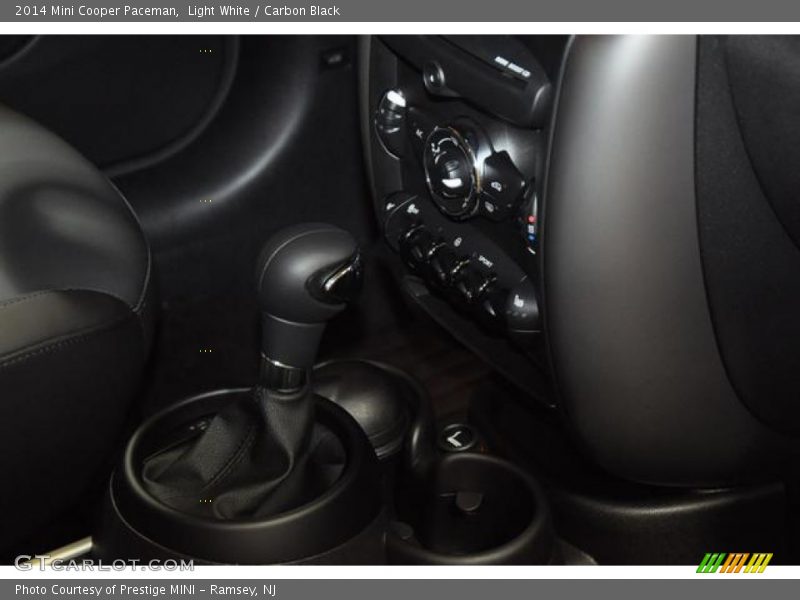 Light White / Carbon Black 2014 Mini Cooper Paceman