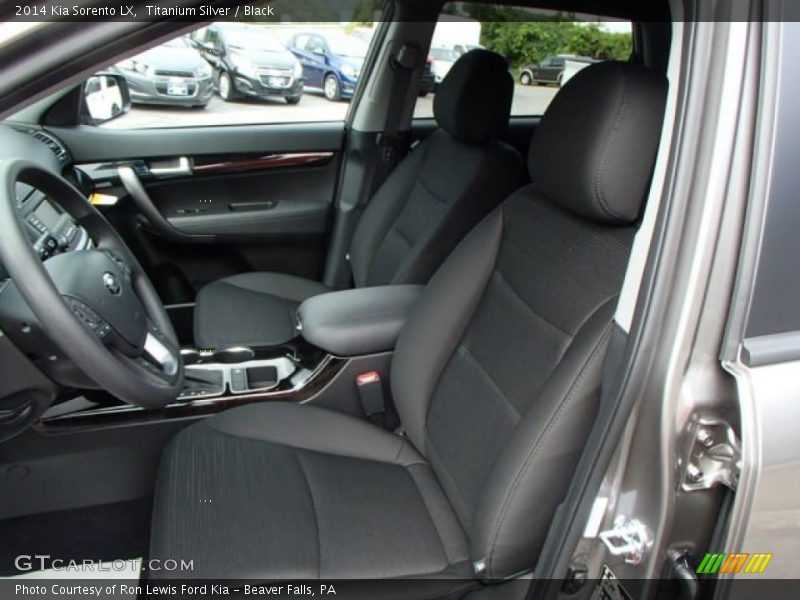 Titanium Silver / Black 2014 Kia Sorento LX
