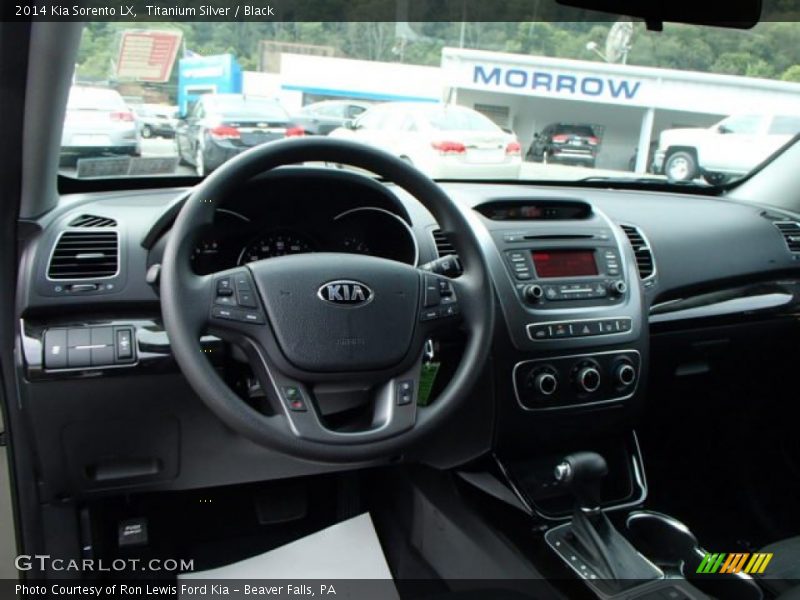 Titanium Silver / Black 2014 Kia Sorento LX