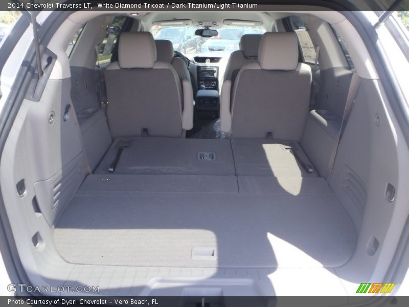 White Diamond Tricoat / Dark Titanium/Light Titanium 2014 Chevrolet Traverse LT