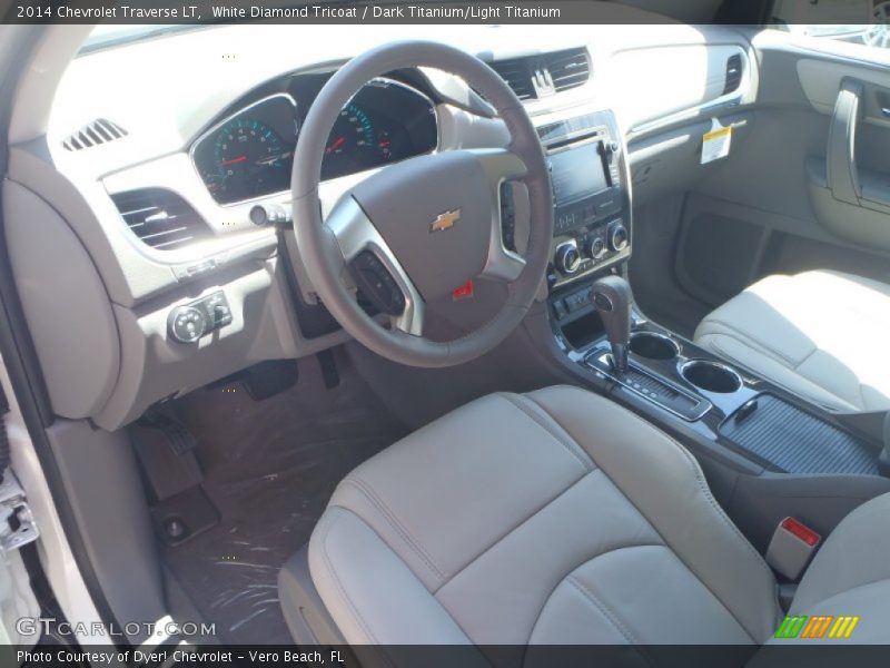 White Diamond Tricoat / Dark Titanium/Light Titanium 2014 Chevrolet Traverse LT