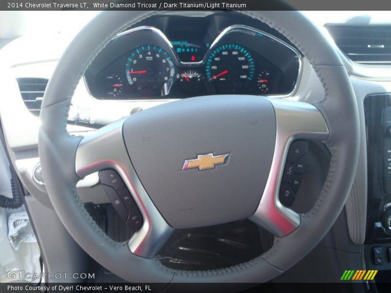 White Diamond Tricoat / Dark Titanium/Light Titanium 2014 Chevrolet Traverse LT