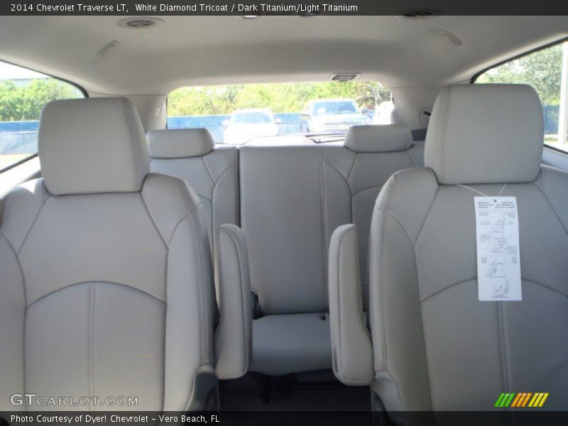 White Diamond Tricoat / Dark Titanium/Light Titanium 2014 Chevrolet Traverse LT