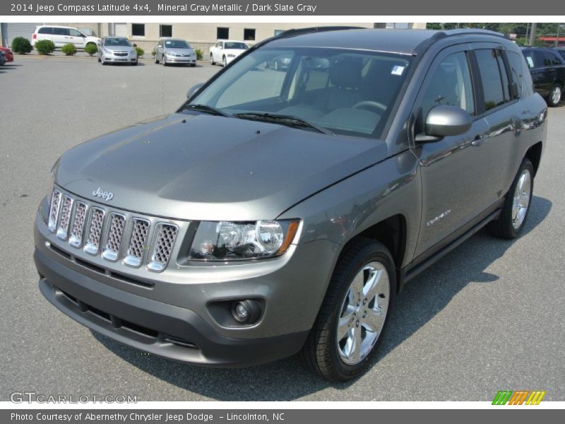 Mineral Gray Metallic / Dark Slate Gray 2014 Jeep Compass Latitude 4x4