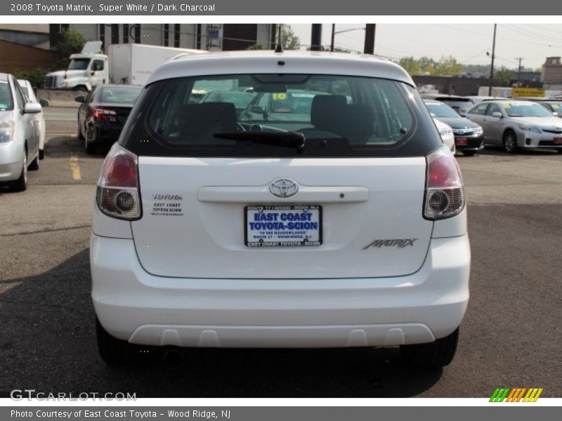Super White / Dark Charcoal 2008 Toyota Matrix