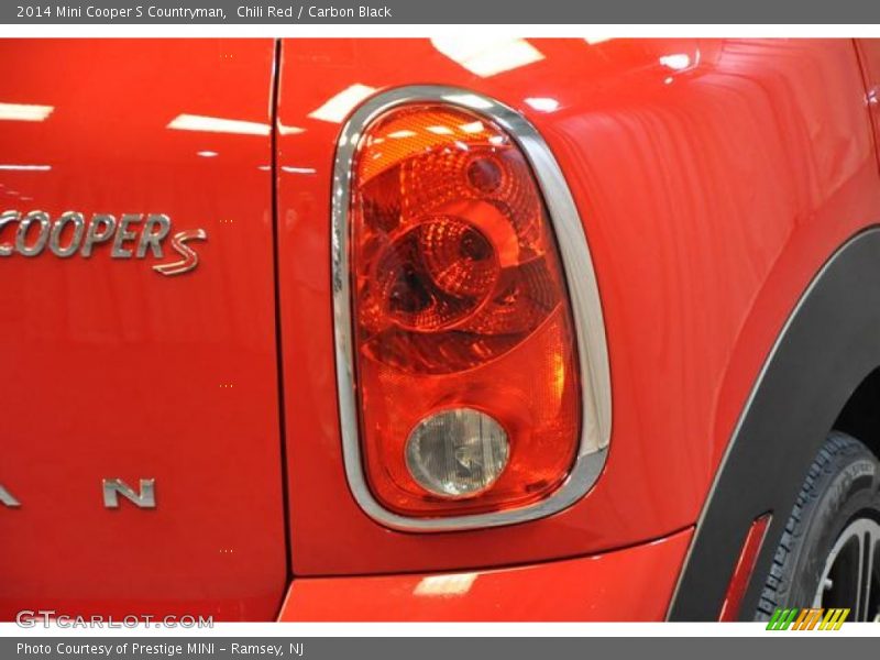 Chili Red / Carbon Black 2014 Mini Cooper S Countryman