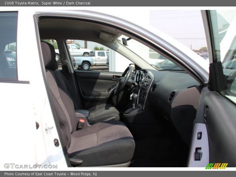 Super White / Dark Charcoal 2008 Toyota Matrix