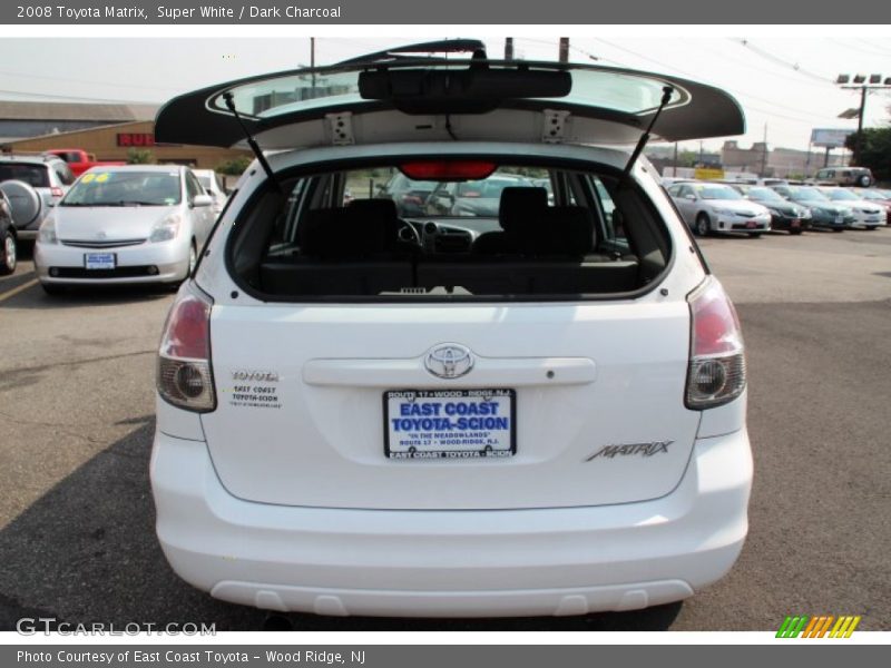 Super White / Dark Charcoal 2008 Toyota Matrix
