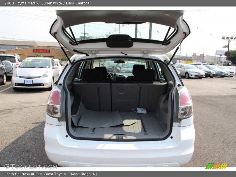 Super White / Dark Charcoal 2008 Toyota Matrix