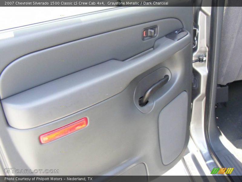 Graystone Metallic / Dark Charcoal 2007 Chevrolet Silverado 1500 Classic LS Crew Cab 4x4