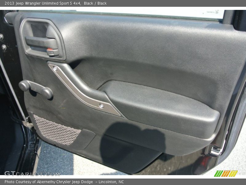 Black / Black 2013 Jeep Wrangler Unlimited Sport S 4x4