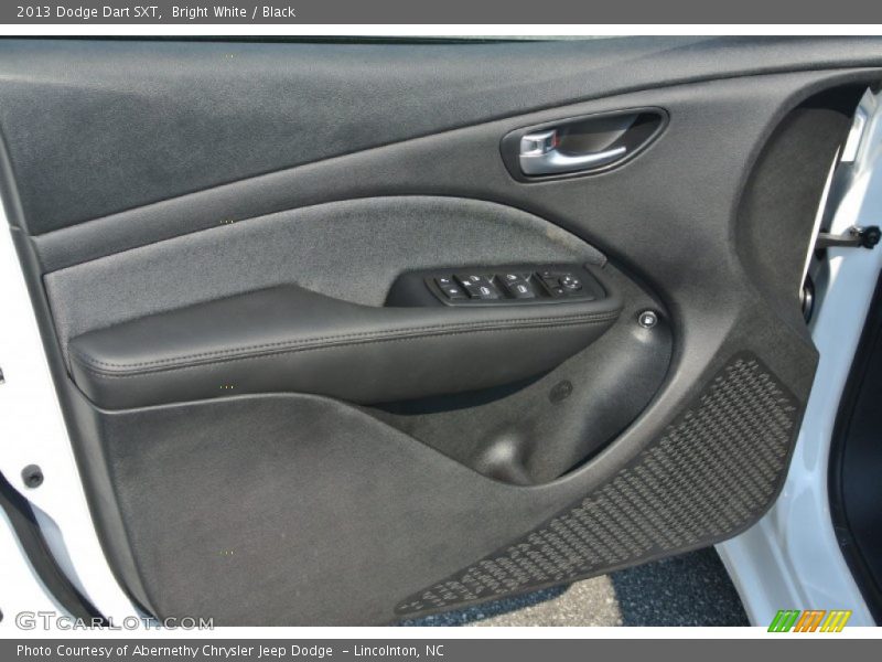 Bright White / Black 2013 Dodge Dart SXT