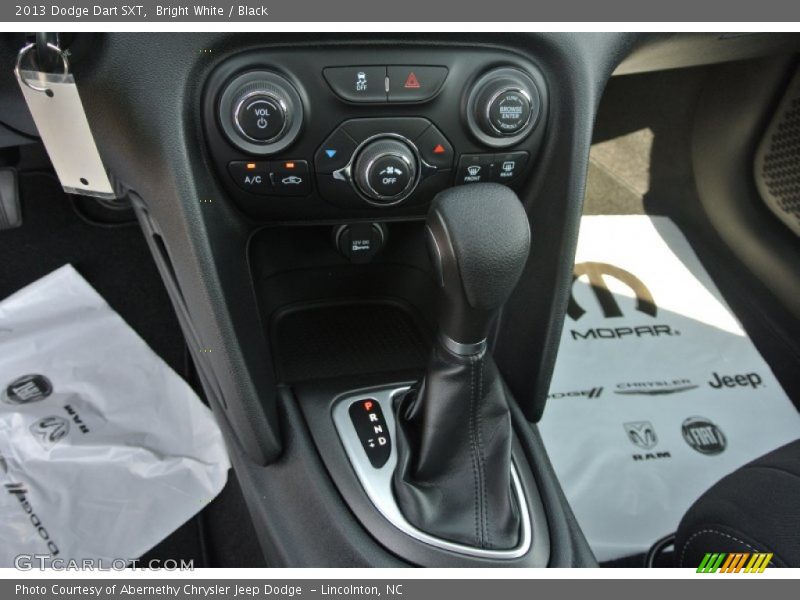 Bright White / Black 2013 Dodge Dart SXT