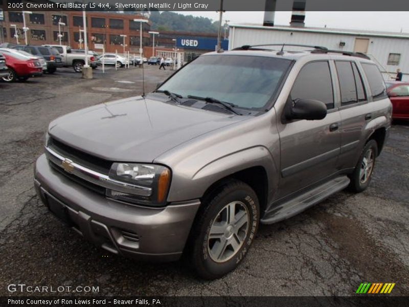 Silverstone Metallic / Light Gray 2005 Chevrolet TrailBlazer LS 4x4